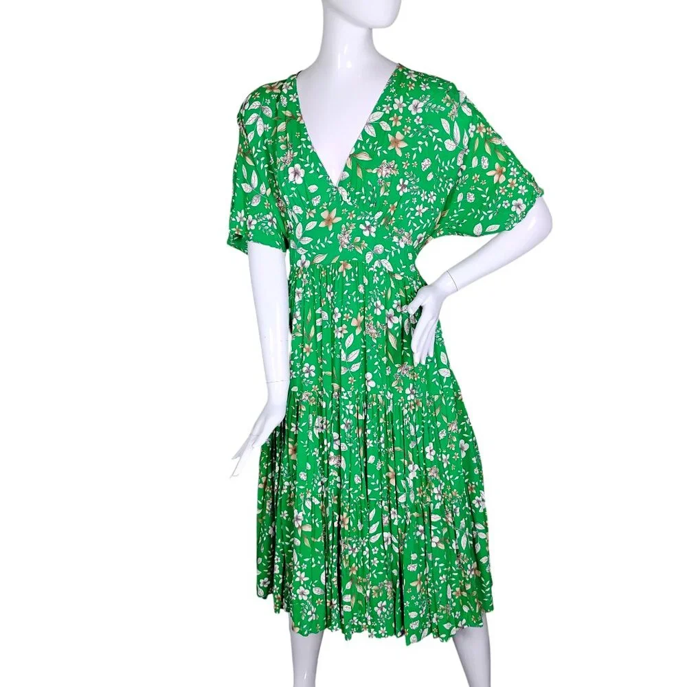 Zara Tiered Floral Green Dress Size Medium V Neck Short Sleeve Pullover - Picture 2 of 11